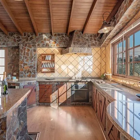 Casa Tenades Ferienhaus *